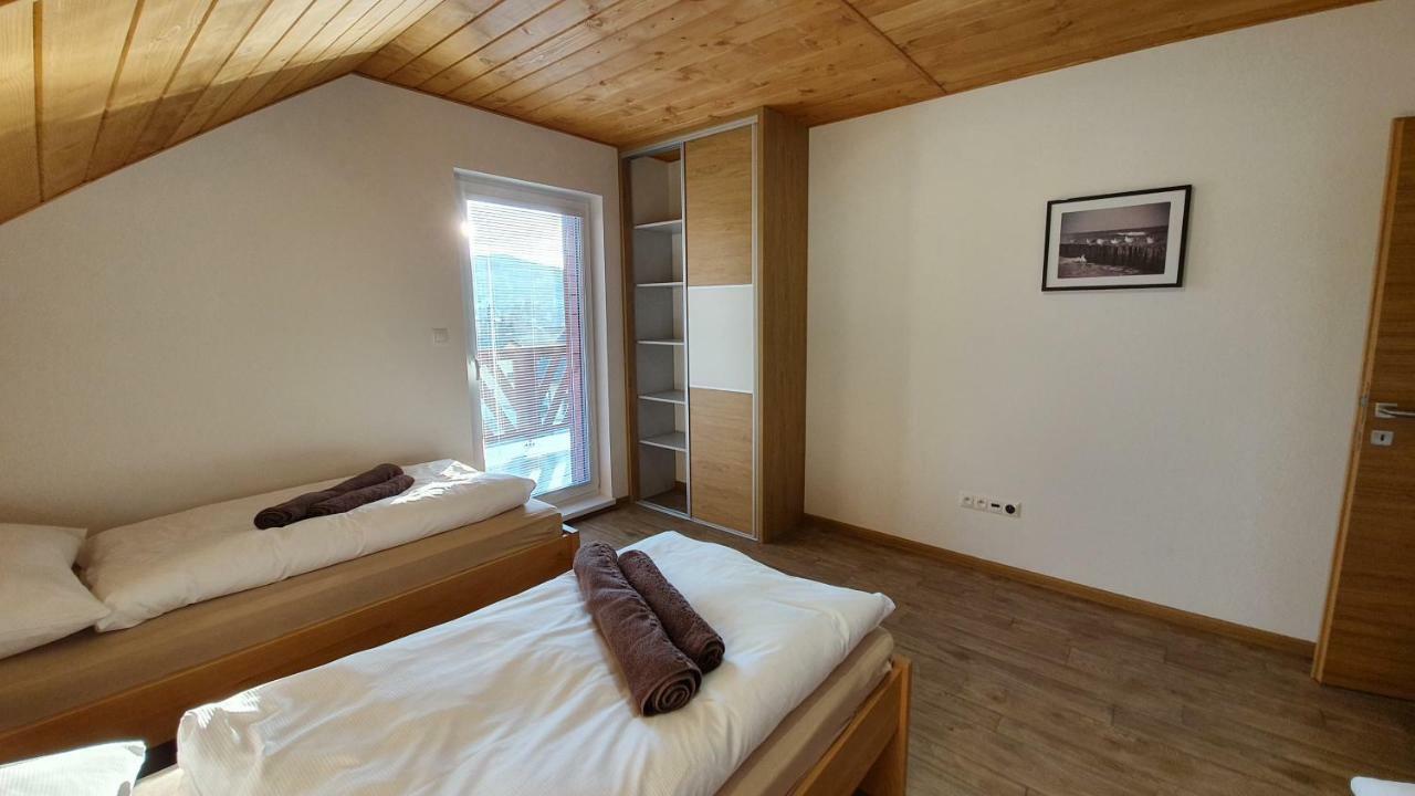Chaty Krusetnica S Luxusnym Privatnym Wellness Extérieur photo