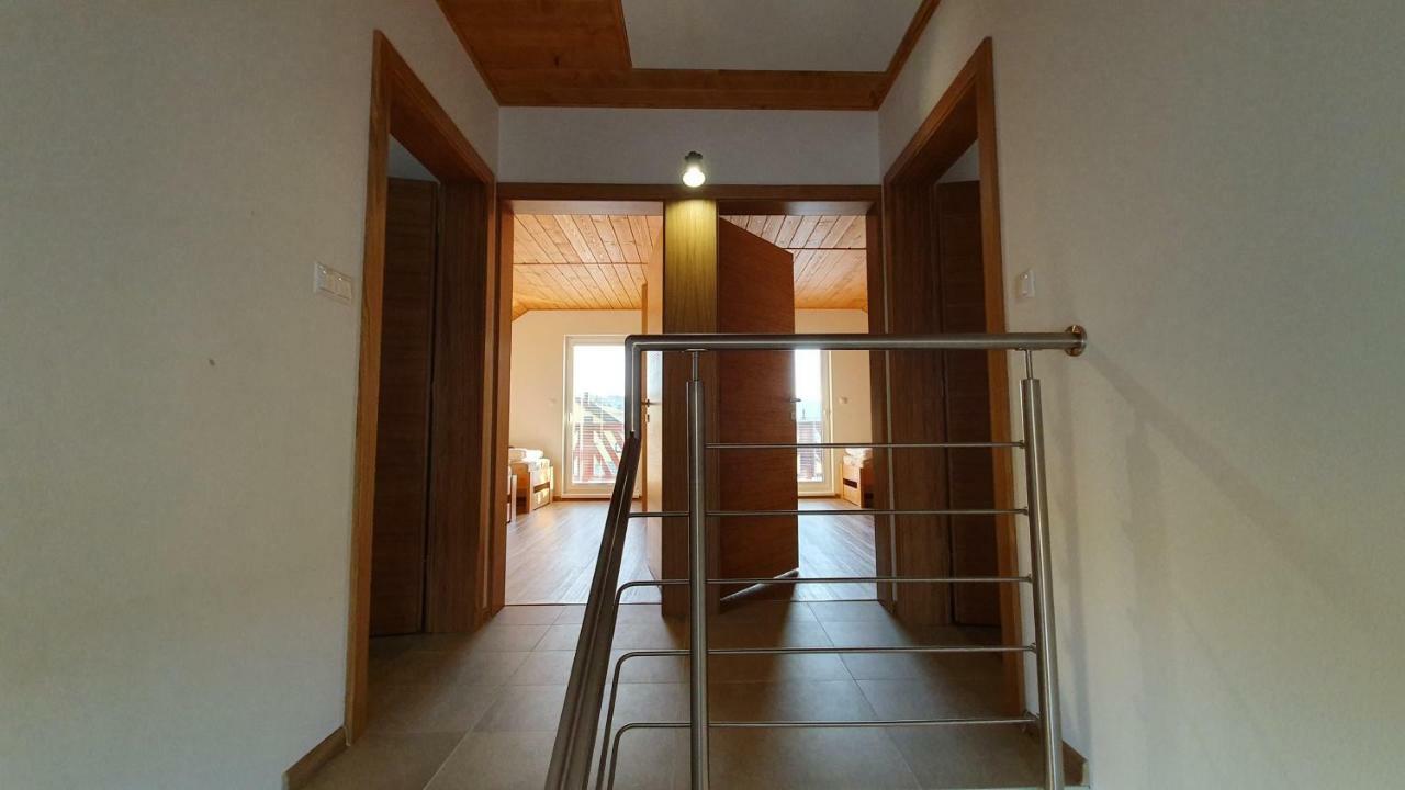 Chaty Krusetnica S Luxusnym Privatnym Wellness Extérieur photo