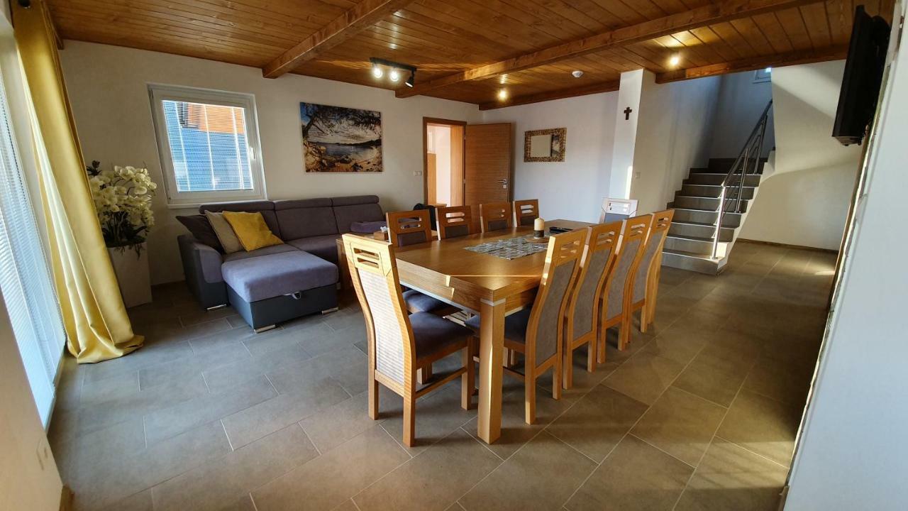 Chaty Krusetnica S Luxusnym Privatnym Wellness Extérieur photo