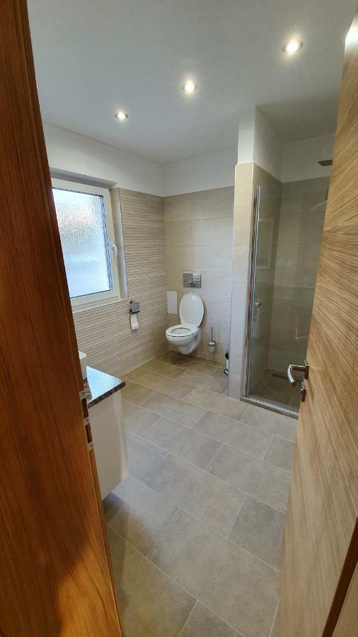 Chaty Krusetnica S Luxusnym Privatnym Wellness Extérieur photo